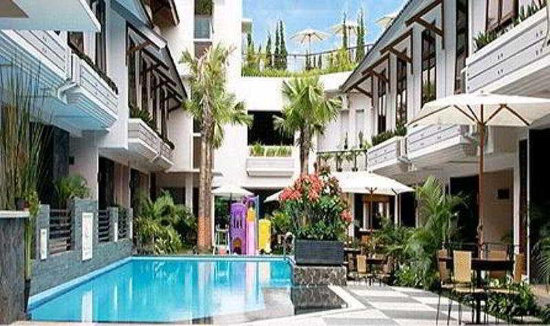 Gumilang Regency Hotel Бандунг Екстер'єр фото